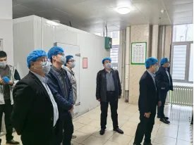 在校领导的高度重视下