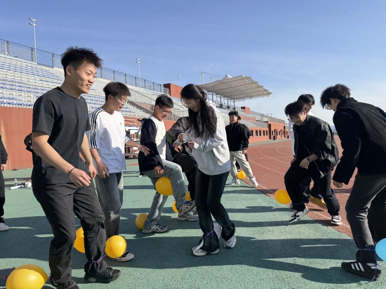 积极调适心态