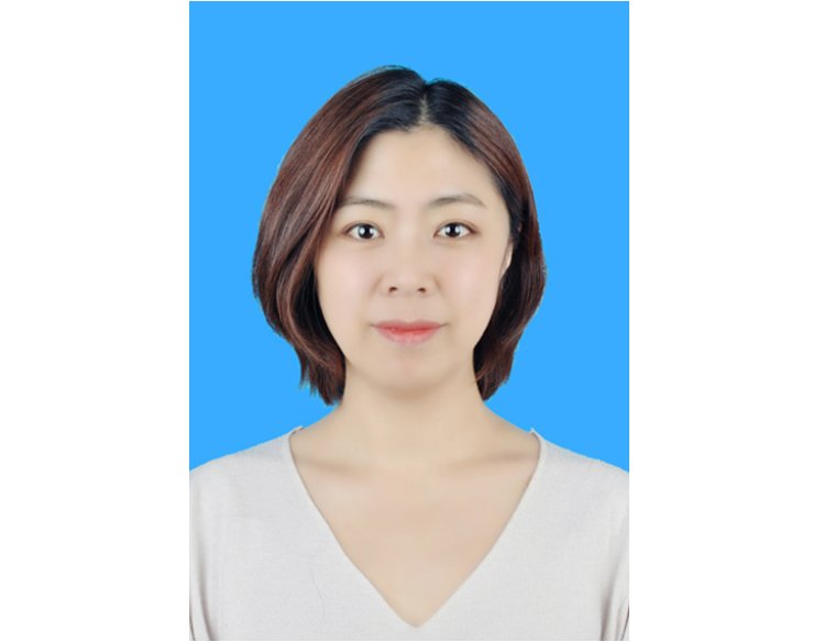 朱显英