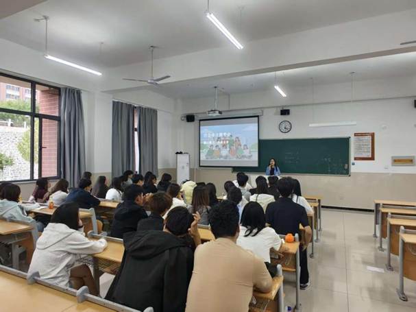 凝聚班级发展合力