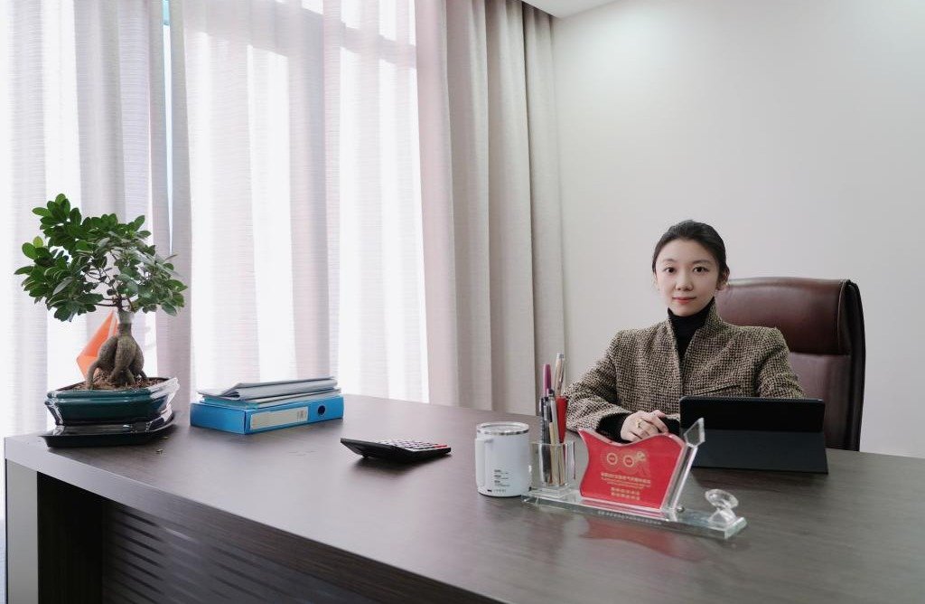 校长助理：赵振新