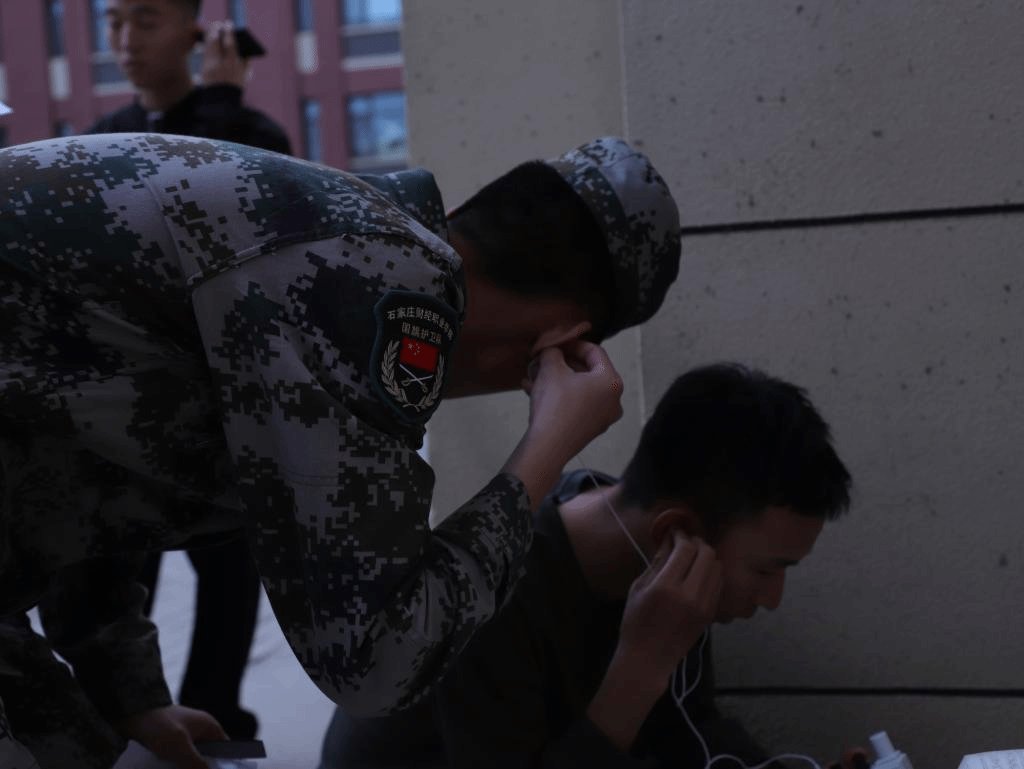 因此在竞赛过程中