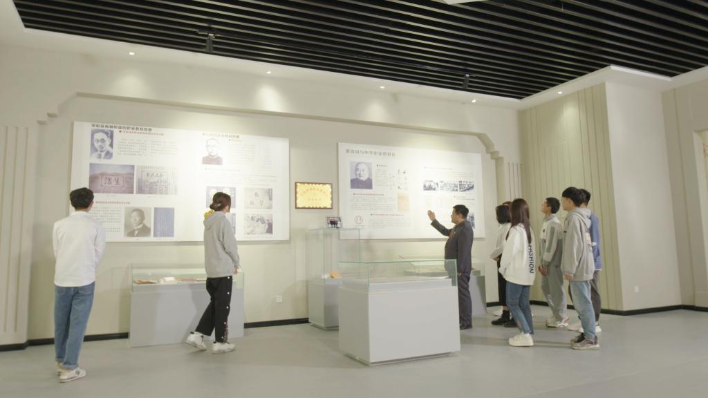 石家庄市新华区学府路236号（学府校