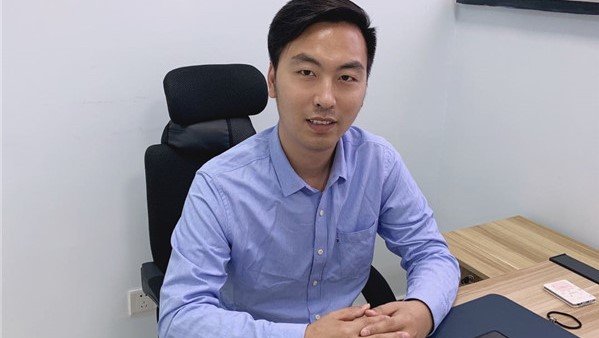 我校市场…