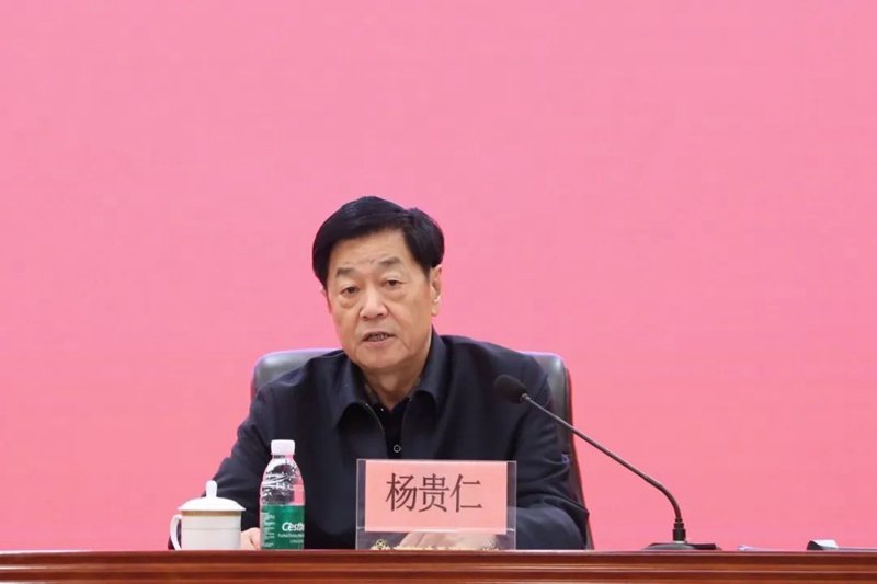 河北省关工委主任叶连松出席会议并讲话